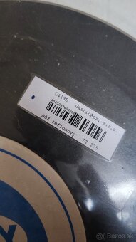 Teflónový nož na syr - 2