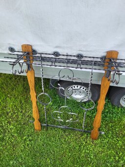 Predám rustikálny vešiak - 2