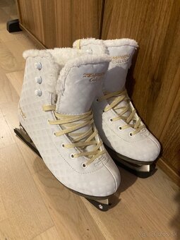 Korcule tempish Guilia vel.35 - 2