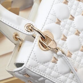 Kabelka Christian Dior,CD, práva koza , cierna , biela - 2