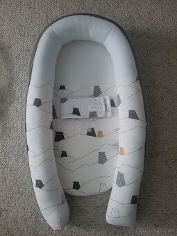 Hniezdo Doomoo Babymoov - 2