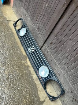 VW Golf MK2 - maska - 2