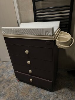 Prebaľovaci pult + vanička + komoda - 2