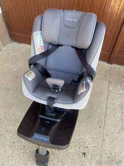 Autosedačka Nuna prym - 2