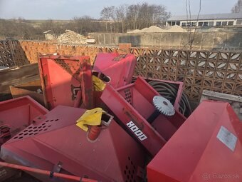 nasypka na sejačku - 2