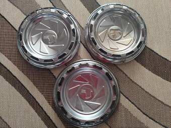 Puklice Tatra 613 - 2