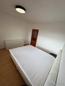 Prenájom komplet zariadený 2-izbový byt – Vlčince - 2