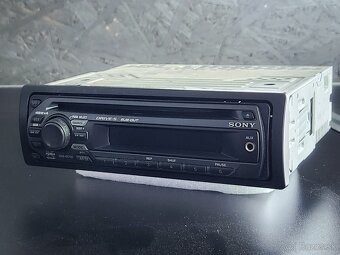 Autorádio Sony CDX-GT121 - 2