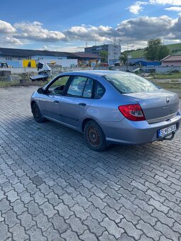 Renault Thália - 2