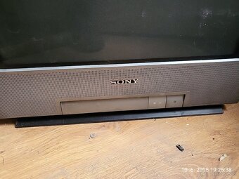 Sony trinitron - 2
