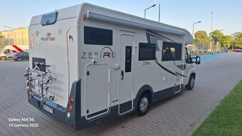 Obytné vozidlo polointegrál Roller Team Zefiro 7 miest 2.3 d - 2