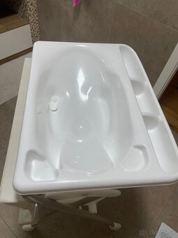 Prebaľovací pult s vaničkou Cam - 2