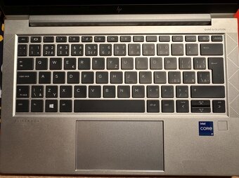 Predám notebook HP EliteBook 830 G8 - 2