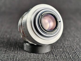 Carl Zeiss BIOTAR 58mm f2 M42 swirl bokeh - 2