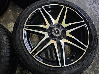 Mercedes V-Class originálne 19” disky novými zimnými Pirelli - 2