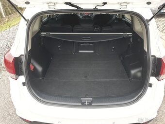Kia Carens 1,7 crdi  combi 5 miest - 2