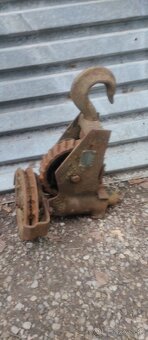 Reťazovy zeriav - 2