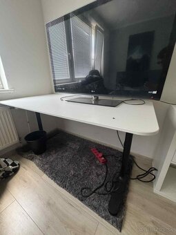 Ikea písací stôl BEKANT - 2