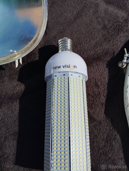 Predám reflektor - 2