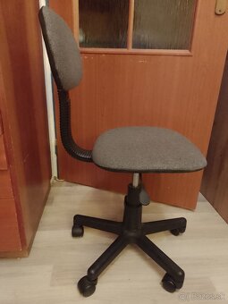 Kancelárska stolička - 2