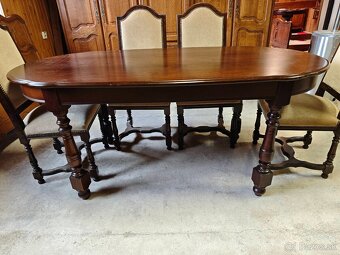 Jedálenský stôl a stoličky - 2