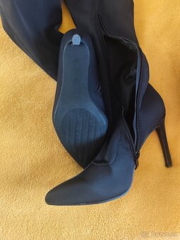 Vysoké čižmy veľkosť 37 - 2