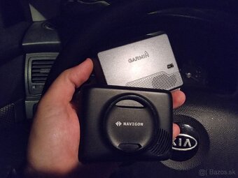Predám Garmin Nuvi 205 a Navigon - 2
