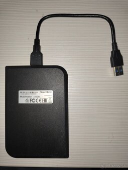 Externý HDD 320 GB – nefunkčný / na diely - 2