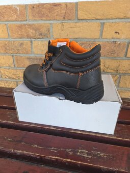 PRACOVNÁ Obuv, Nové - 2