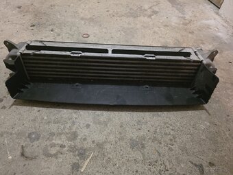 Intercooler a stredova cast vyfuku na Kia ceed - 2