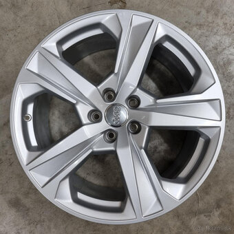 Hliníkové AUDI disky 5x112 R19 8J ET27 - 2
