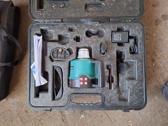 Laserova nivelacka Makita SKR301 - 2