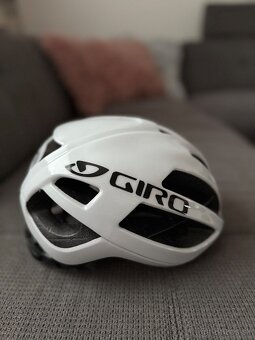 Cyklistická prilba GIRO - 2