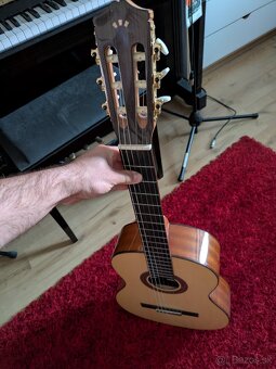 Klasická gitara Cordoba C5 smreková doska + nožná opierka - 2