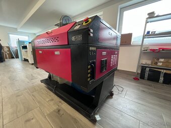 Laserová gravírka KH-7050 – 60 W, pracovná plocha cca - 2