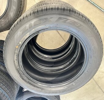 Predám nové pneu FALKEN ZIEX 235/60 R18 103H - 2