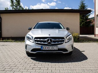 Mercedes-Benz GLA 200 d 4MATIC A/T - 2