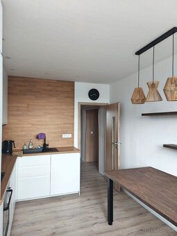 4-izbový byt, kompletná rekonštrukcia, 83,5 m2, podlažie 3/8 - 2