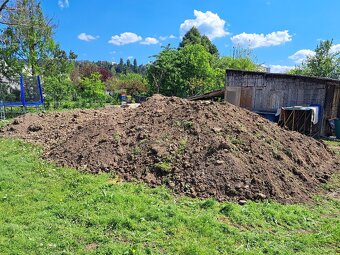 Predám zeminu, hlinu - 2