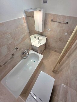 4 izbový byt 72 m² + loggia – Brigádnická - 2