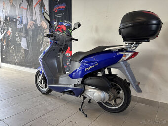 Honda SES125 Dylan - 2