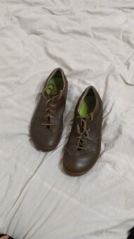 El naturalista celo-kožené - 2