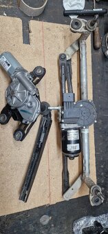 Motorčeky stieračov fabia3 - 2