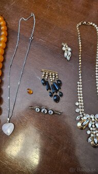 Set retro sperkov a bizuterie - 2