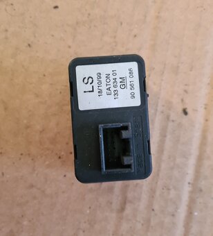 Spínač okien LP Opel Zafira A - 2