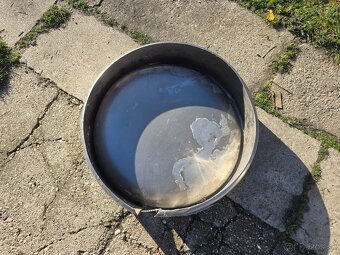 Kryt rezervy Nissan Patrol - 2