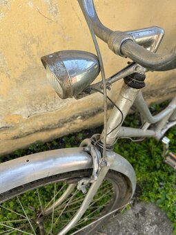 Starý bicykel - 2