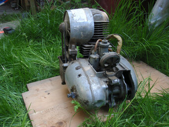 Motor Jawa 250 - 2