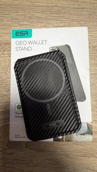 Magsafe peňaženka s Find My - ESR HaloLock Geo Wallet Stand - 2