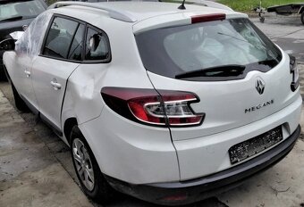 Renault Megane Grandtour 1.6 2010 predám MOTOR K4MR8, DVERE, - 2